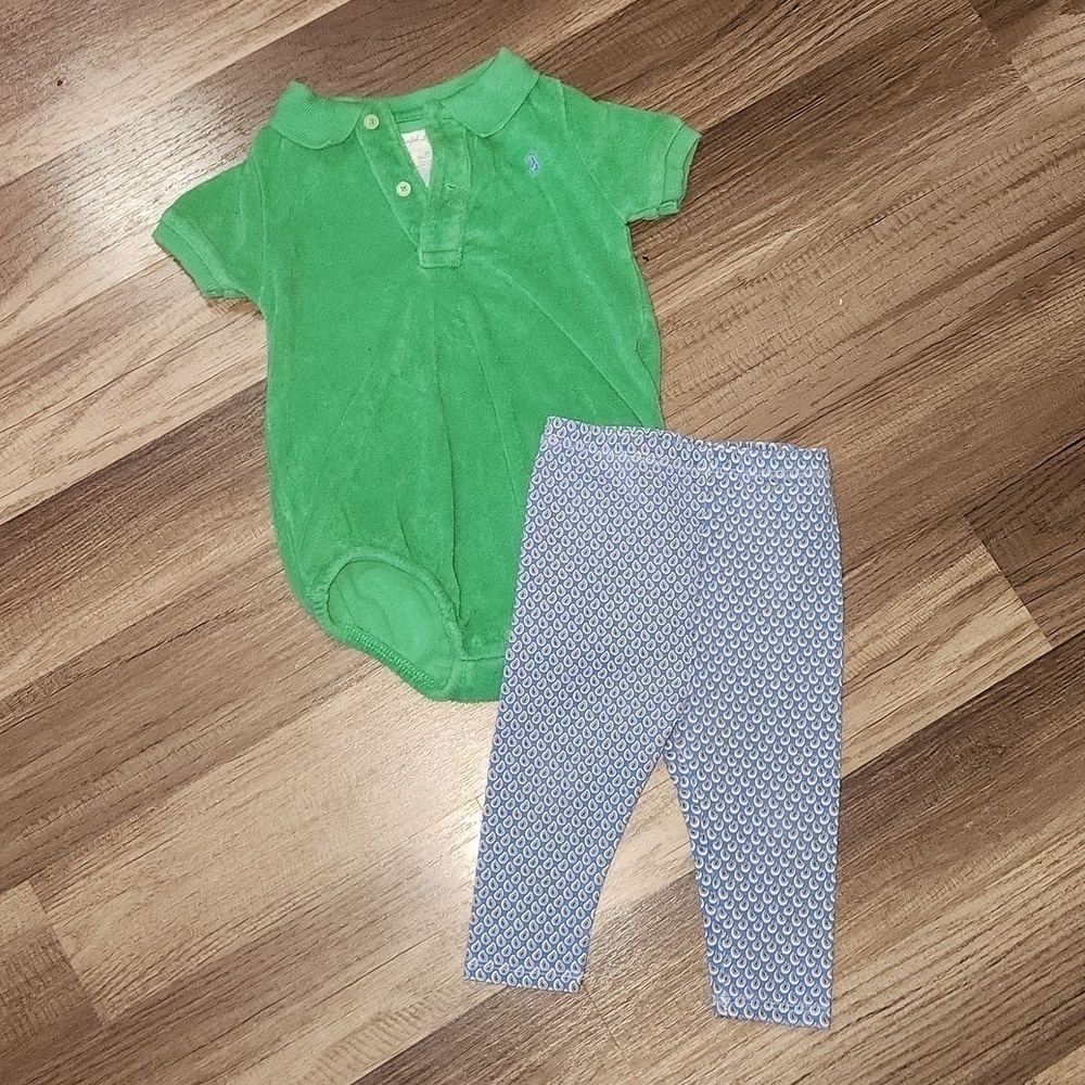 Ralph Lauren Green Terry Cloth Onesie with matching  Peacock Leggings  Size 9mo